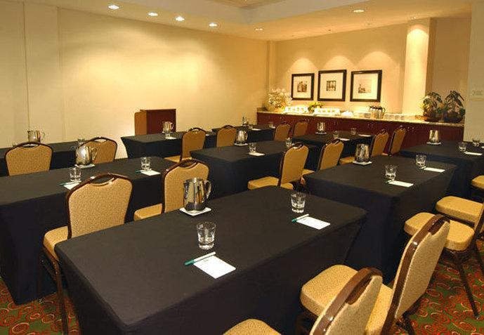 Courtyard Miami 3* Coral Gables